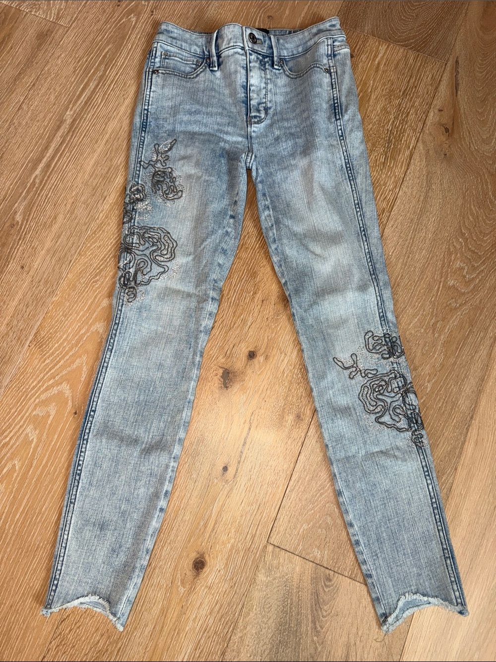 White House Black Market Light Blue Embroidered Skinny Jeans